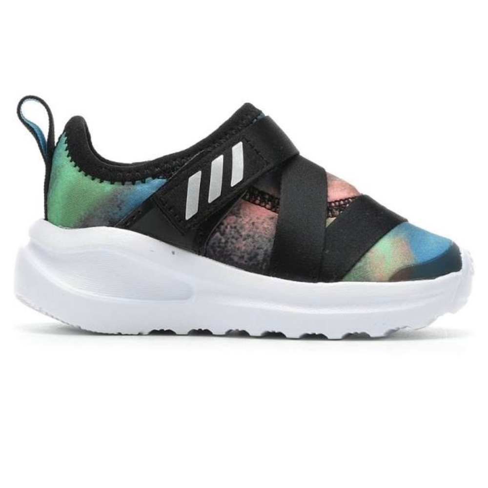 Adidas sneakers w/stretchy upper